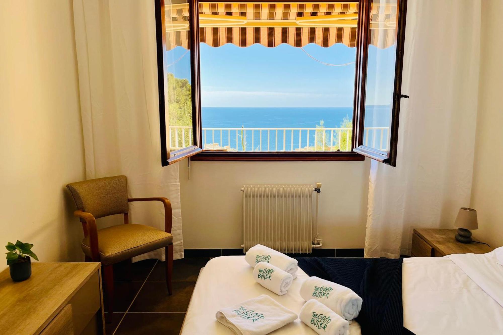 Dany - With Large Balcony And Sea View Appartement Ajaccio (Corsica)