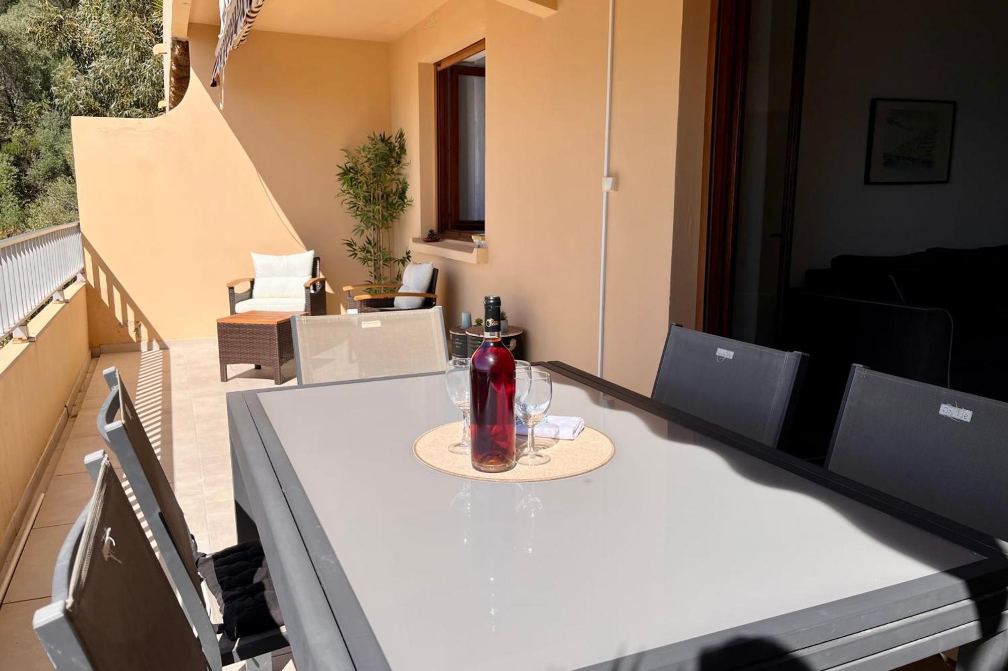 Dany - With Large Balcony And Sea View Ajaccio (Corsica)