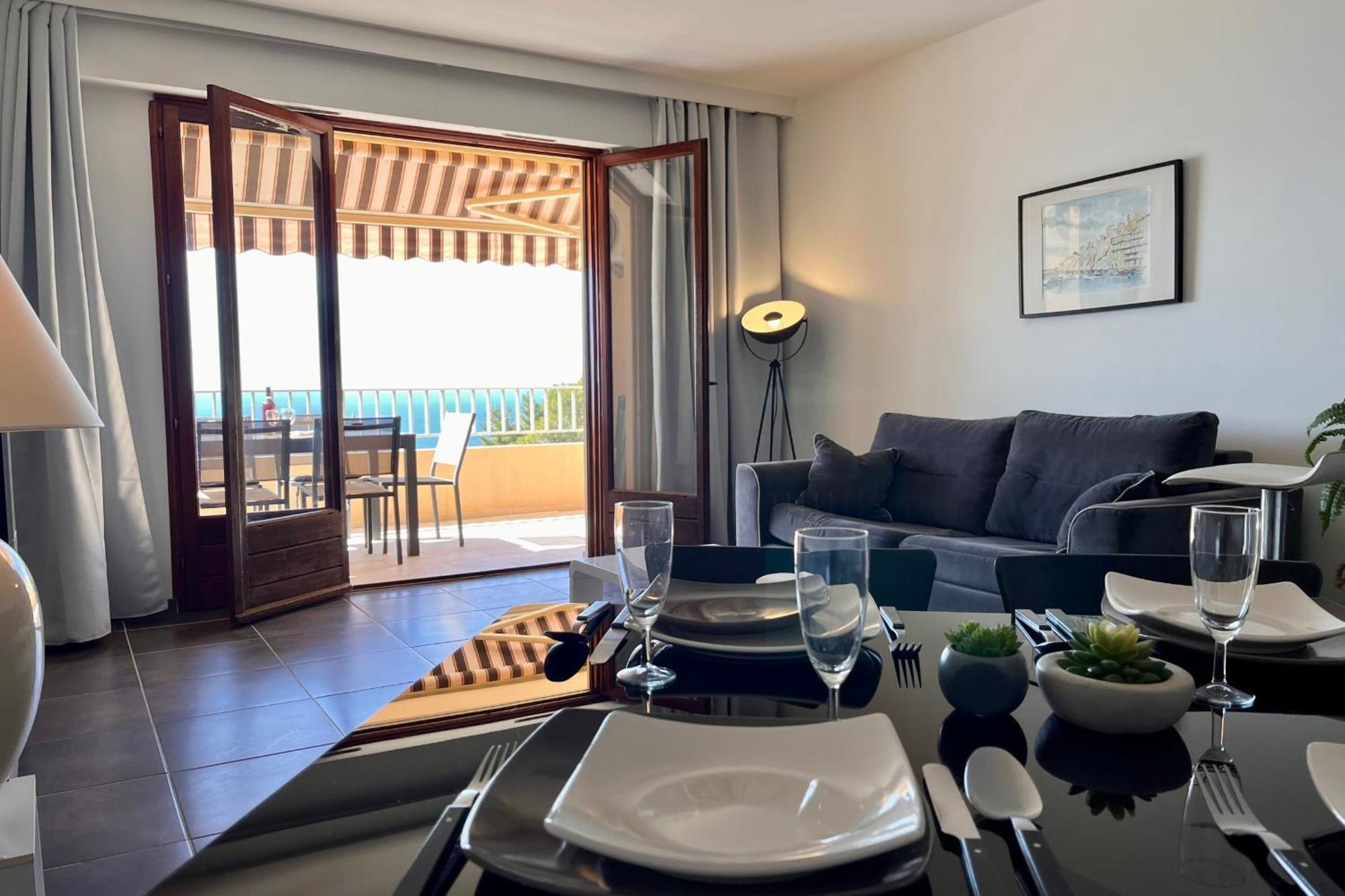 Appartement Dany - With Large Balcony And Sea View *